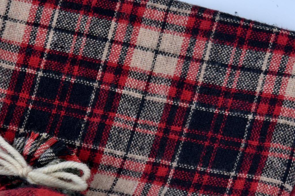 Soyukai 2023 3D Christmas Sock Extra Large Christmas Tree Cute Christmas Wall Candy Gift Door Hanging New Party Christmas Figurine Boots, (47cm),