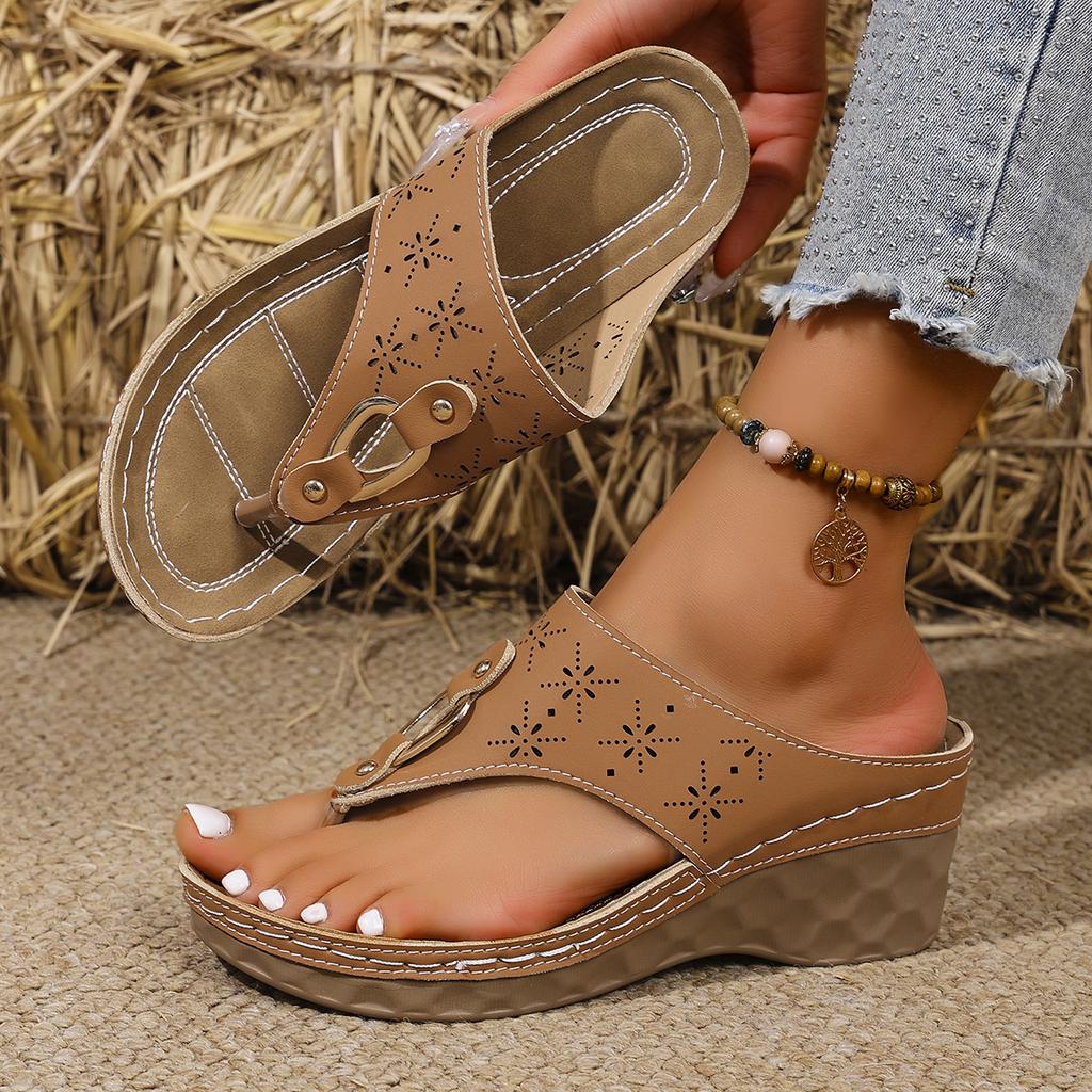 Fashion Woman Slippers Lightweight Orthopedic Slippers Summer Wedge Sandals Leather Non-Slip Soft Platform Shoes Flip Flops Slides Women