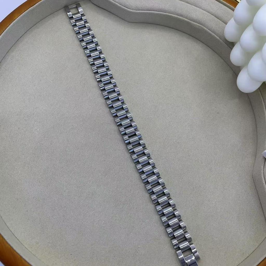 Trendy Hip-Hop Steel Chain Bracelet: European & American Style
