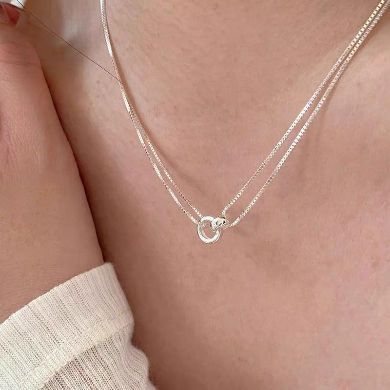 Pearl Necklace Women's Niche Light Luxury Design High-end Fashion Temperament Collarbone Chain Neck Chain Sweater Chain Bead Chain