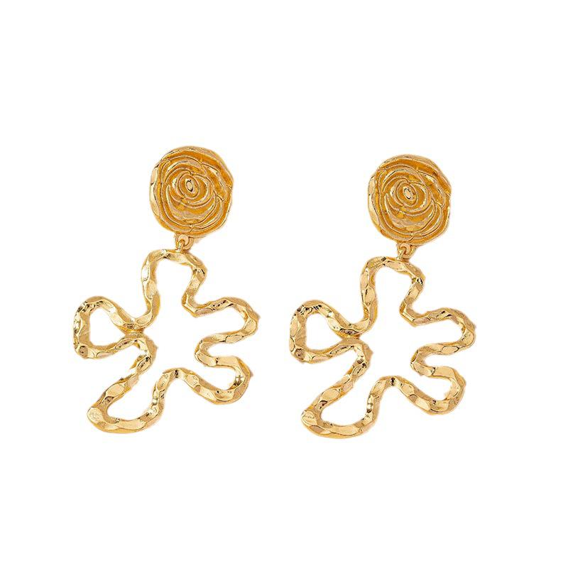 Exaggerated Retro Flower Earrings - Women's Unique Street Style