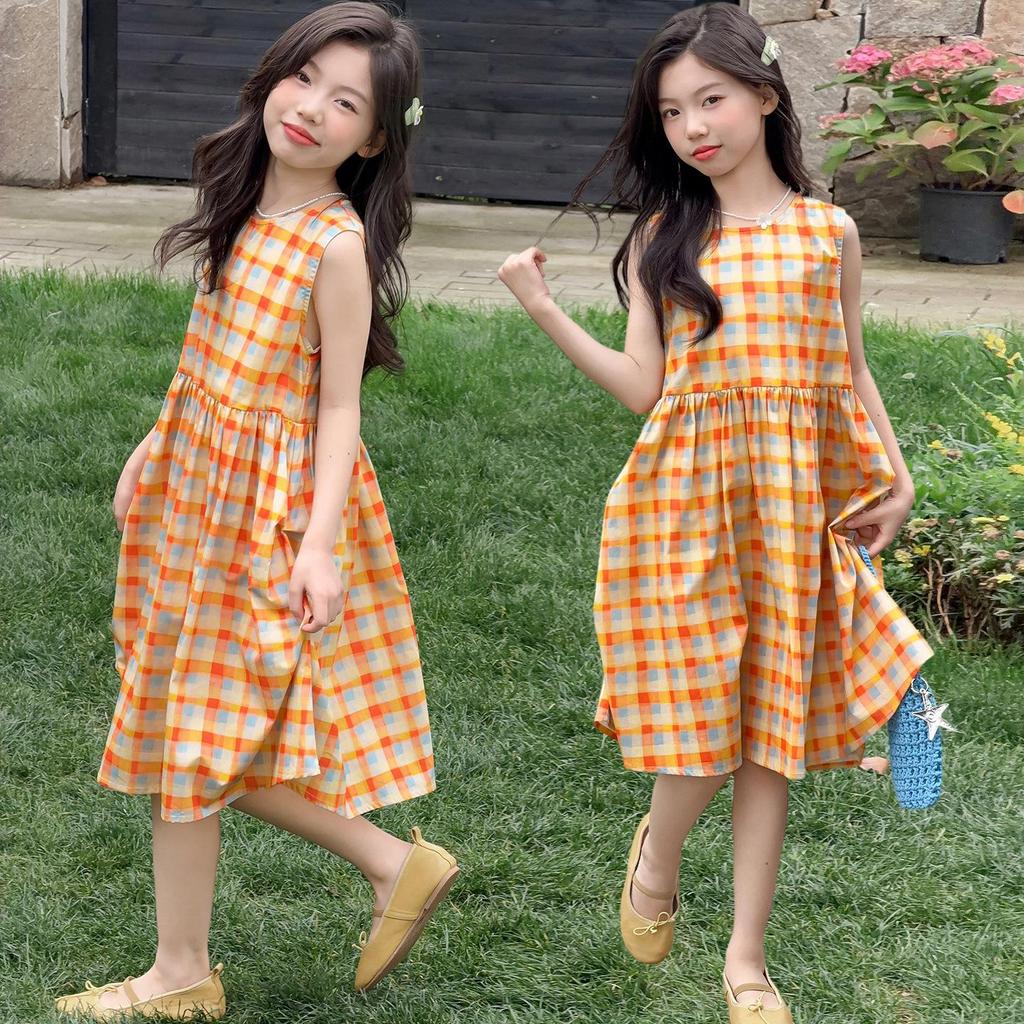 Girls' Summer Plaid Sleeveless Dress: Korean Style Loose Princess Dress for Middle and Older Children