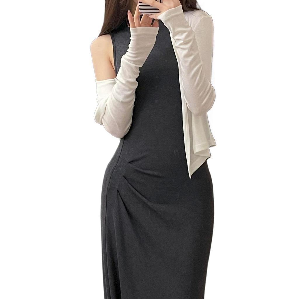 Minimalist Short Knit Cardigan - Versatile, Slimming & Lightweight Top