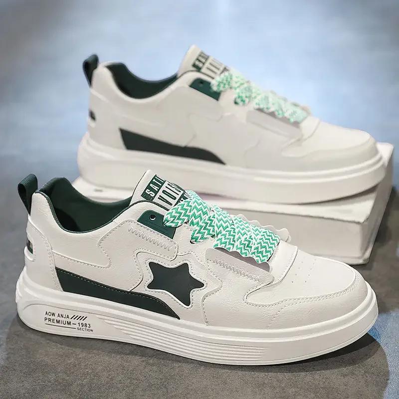 Casual Board Shoe Trends 2024 Vulcanize Shoes for Men Lightweight Leisure Trend Designer Luxury Adults Common Work Sneakers Man