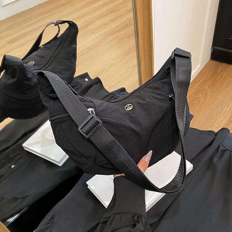 Oxford Cloth Fashionable Large-capacity Casual Bag Spring New Make-up Class Wide Shoulder Strap Single Shoulder Messenger Bag