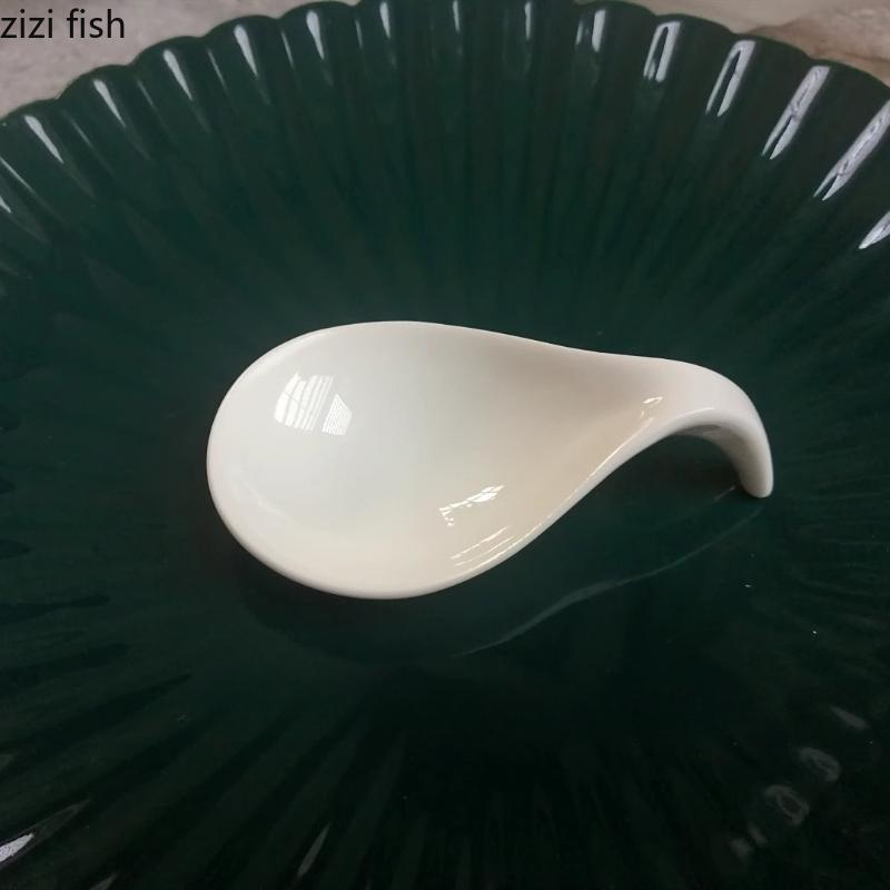 White Ceramic Spoon Caviar Spoons Dessert Spoon Dessert Plate Seasoning Dish Display Plate Mixing Spoons Cake Pan Dim Sum Dish