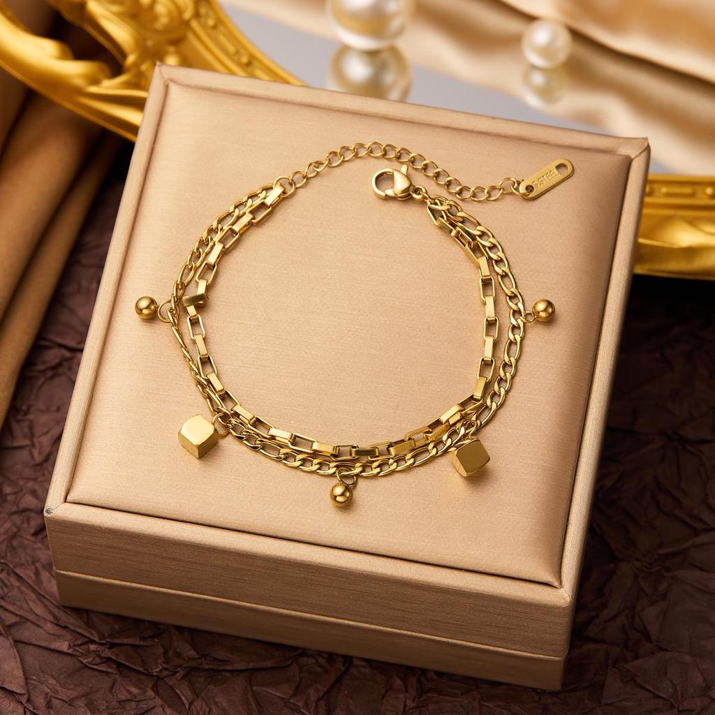 Neues Modisches Titanstahl Anlauffreies Armband für Damen - Vielseitige Europäische Stil-Trends