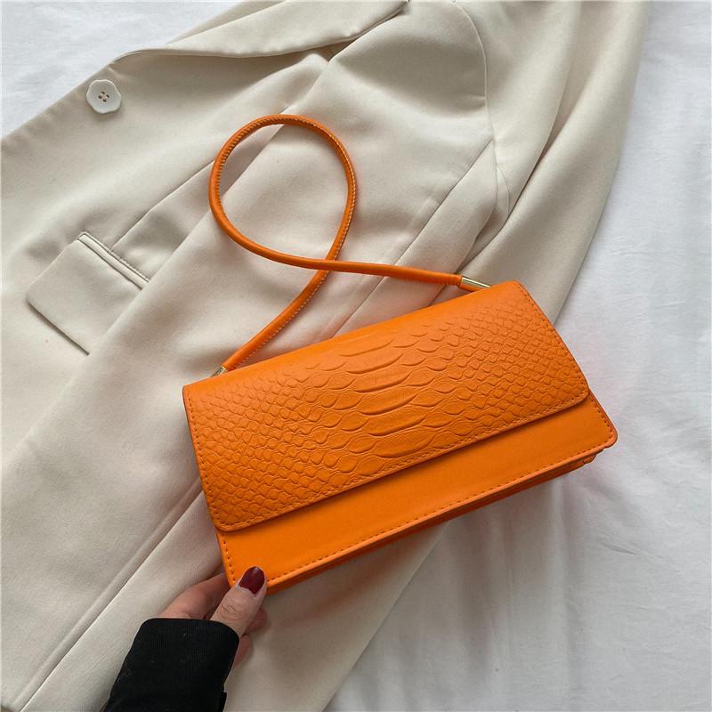 

Сумка женская с узором крокодила, новая модная ретро сумка под мышку, персонализированная нишевая маленькая квадратная сумка оранжевый