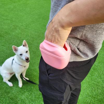 Simba Pet Silicone Snack Bag Treat Bag, 1 Piece, Pink