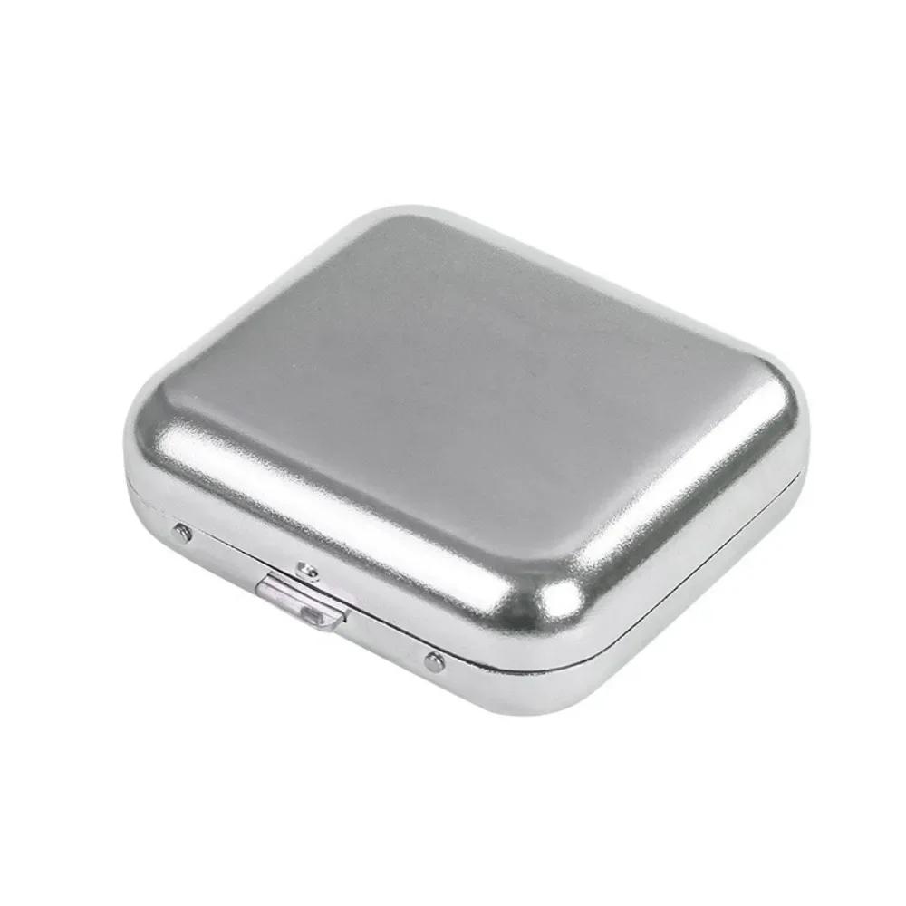 1PC Ashtray Outdoor Portable Pocket Ashtray Mini Metal Ashtray Portable Small Creative Car Smoking Accessories Ash Tray