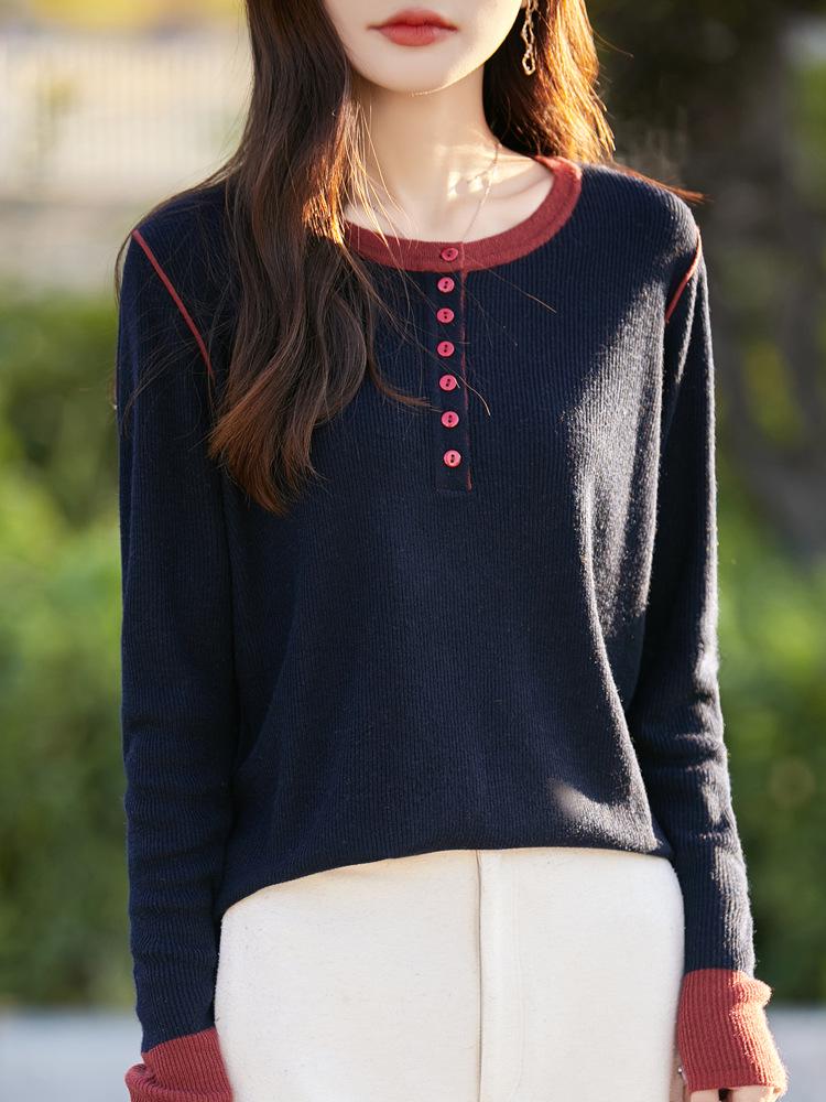 Stylish Women's Color Block Knit Sweater - Round Neck, Long Sleeve, Age-Reducing, Casual Top