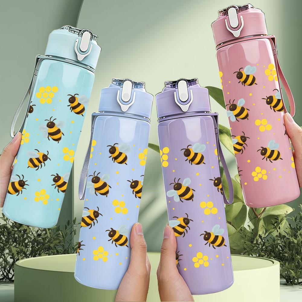 1PC Honey Bee Honeycomb Pattern 750ml Color Plastic Sports Water Bottle Leakproof Flip Straw Lid Suitable for Sports Office Home Use