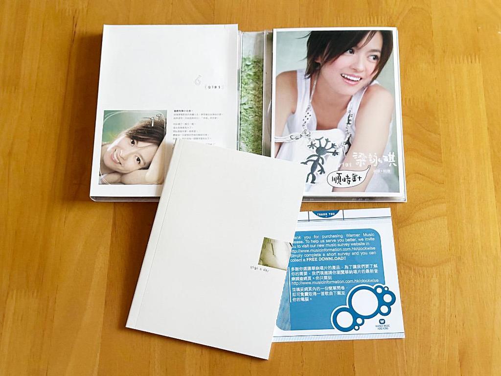 [USED] Liang Yingqi Jiji Regular hour hand New songs and selections Regular hour hand New songs + selections 2CD+VCD Hong Kong edition