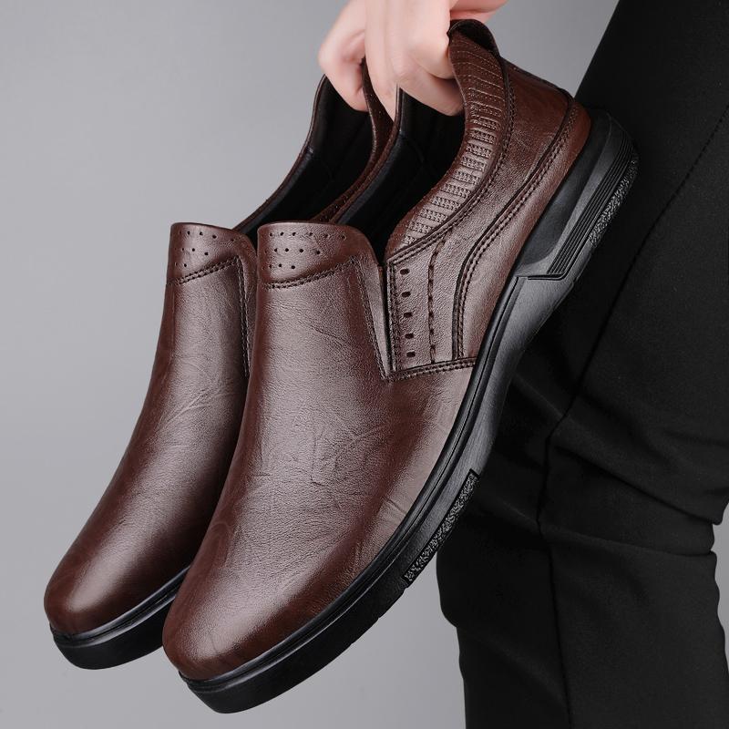 Fashion Handmade Leather Men Shoes Design Fashion Sneakers Male Slip On Loafers Breathable Casual Driving Flat Lightweight New Men Shoe