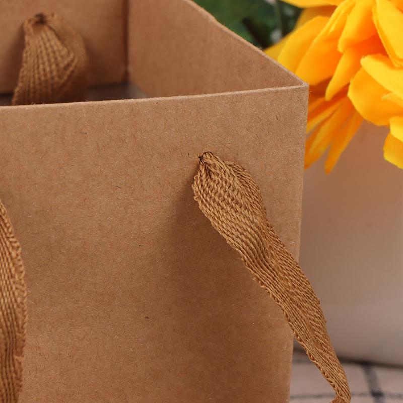 Kwadratowa przenośna torba papierowa Kraft Kwiaty Torba do pakowania Urodziny Torba na prezent ślubny