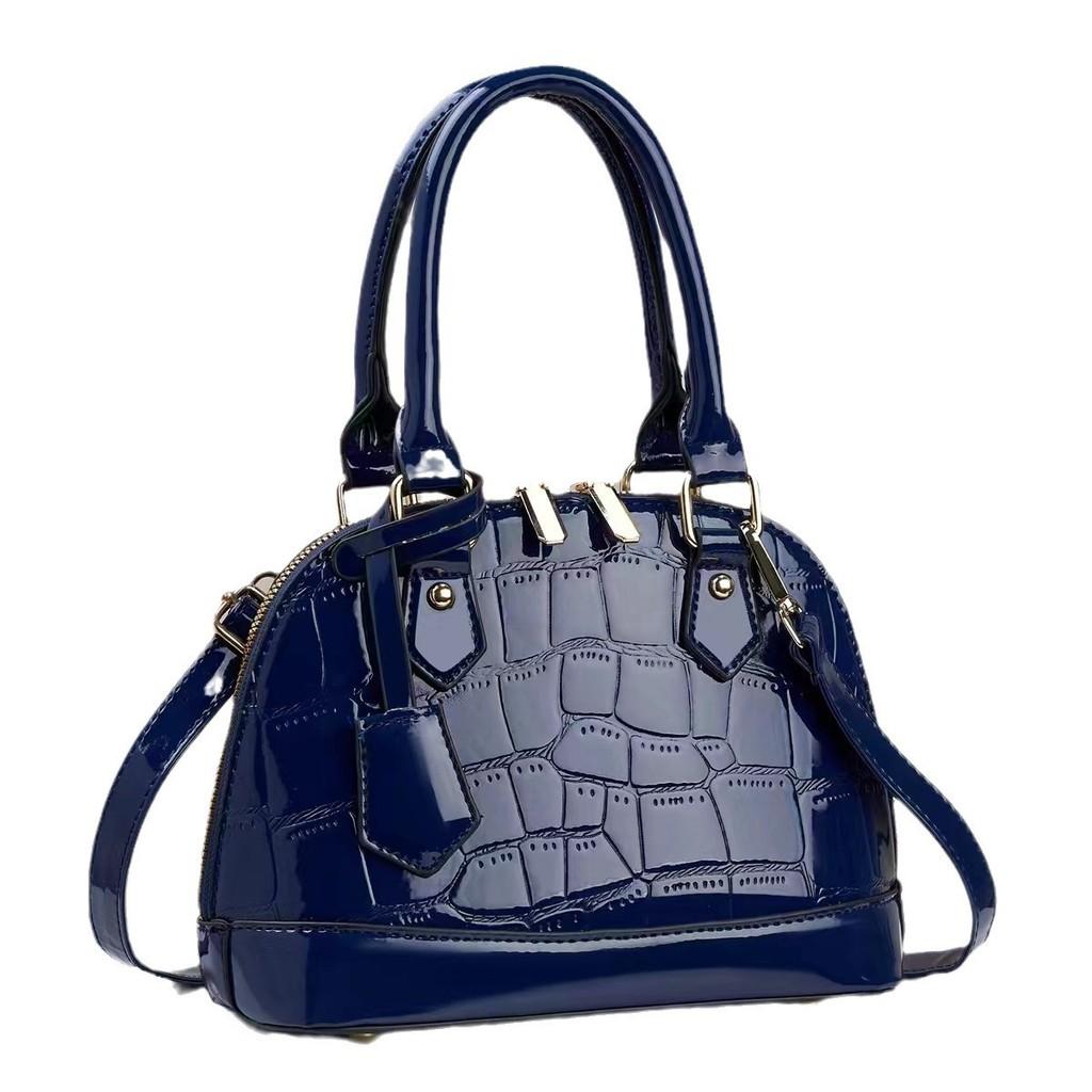 Solid Pu Color Shell Shaped Handbag With Mobile Card Pouches For Outings Casual