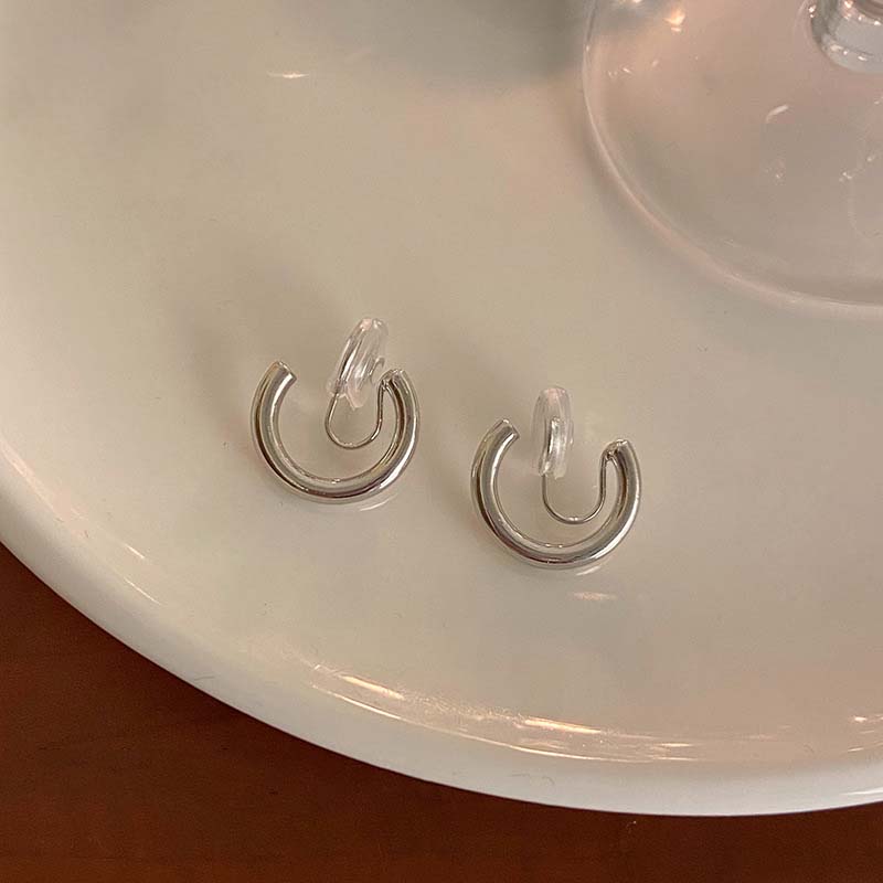 Neue geometrische Ohrclips vom Typ C aus Metall, einfache und vielseitige Ohrringe ohne Ohrlöcher, Geschenke für Frauen