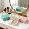Tragbare Schmuckschatulle mit mehreren Fächern und Samtfutter - Reisefreundlicher rosa Schmuckorganizer für Accessoires