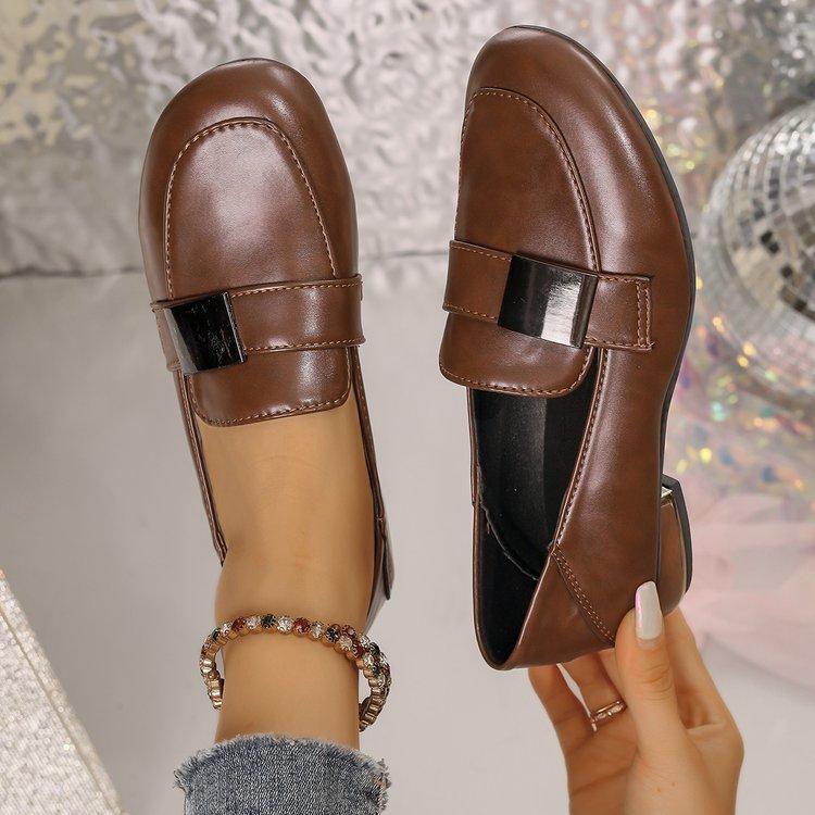 

Мода 2025 Классические лоферы из искусственной кожи ПУ Женские Металлическая отделка Слипоны Туфли-балетки Женские Однотонные С круглым носком Повседневная обувь Женская 35