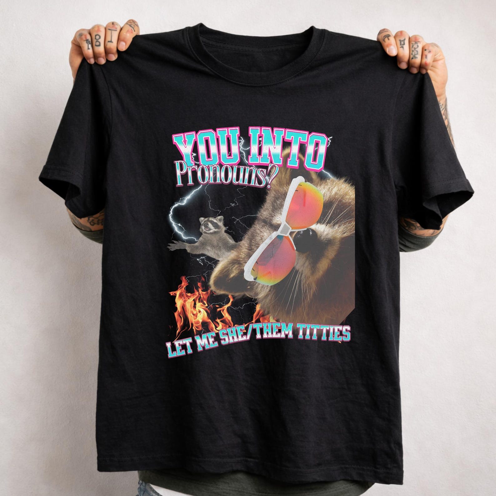 Ironic Raccoon Meme Graphic Tee – Edgy Humor Shirt 3XL