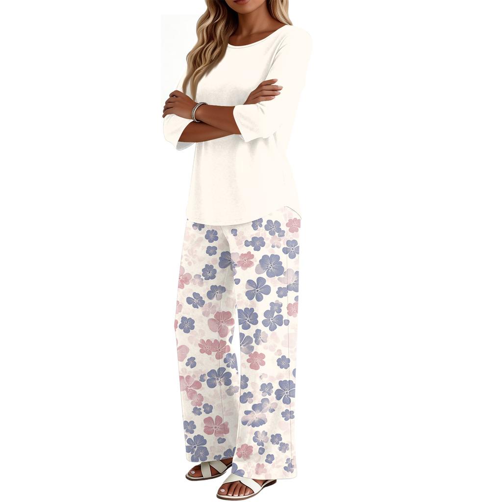 Women's Casual Two Piece Set Loose Fit Round Neck Top with Three Quarter Sleeves and Wide Leg Printed Pants Lounge Wear Set