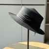 French-style flat-top straw hat for women, summer travel sun protection, face-slimming hat, casual seaside beach sun hat