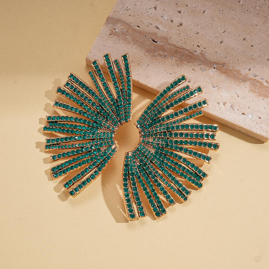 Boucles d'oreilles aiguille en acier géométriques exagérées style européen et américain serties de diamants boucles d'oreilles de luxe léger niche