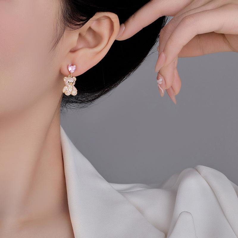 925 Silver Needle Micro-Inlaid Zircon Bear Earrings Women'S Niche Design Love Stud Earrings Fashion Temperament Earrings