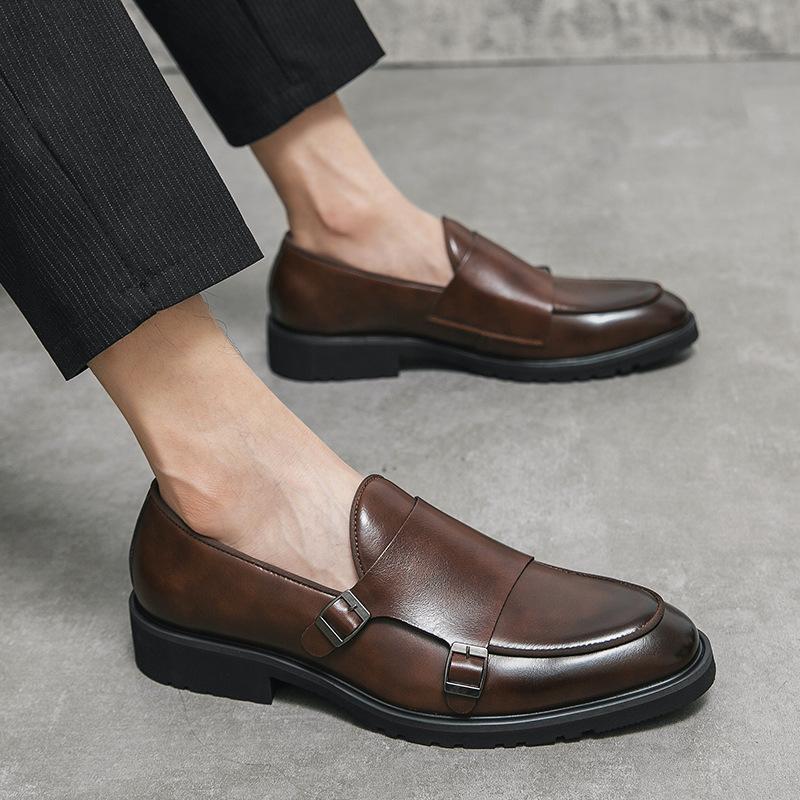 

Men s shoes large size leather shoes fashion casual shoes trend spring new pointed leather shoes British style business leather shoes 38