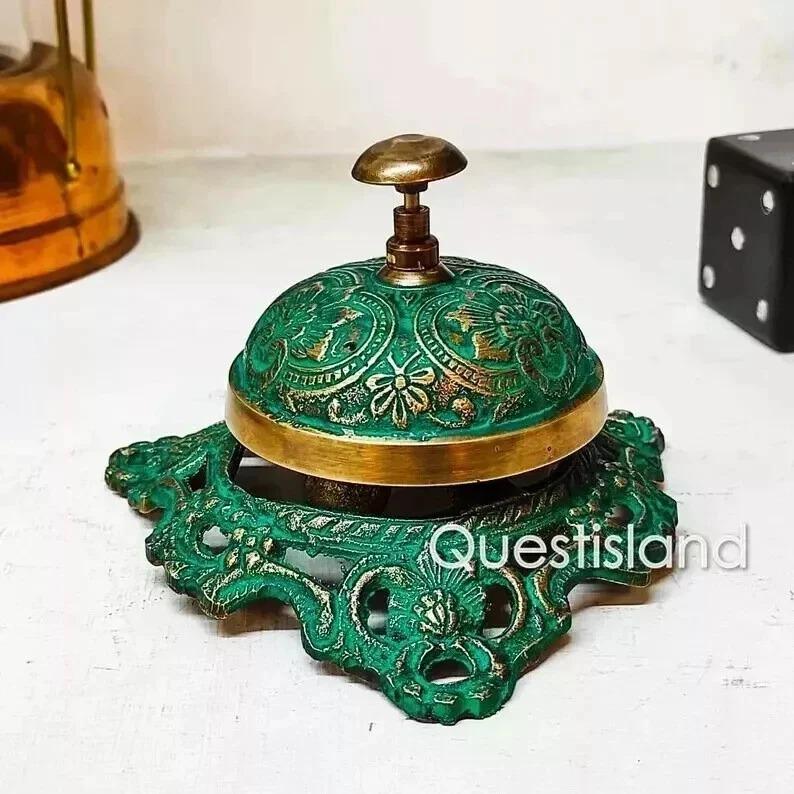 

Vintage Brass Handmade Embossed Hotel Reception Bell Desk Bell, зелений