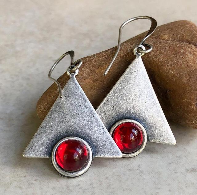 New Large Geometric Metal Dangle Earrings For Women Purple Stone Asymmetrical Earring Female Retro Free Gift Wholesale