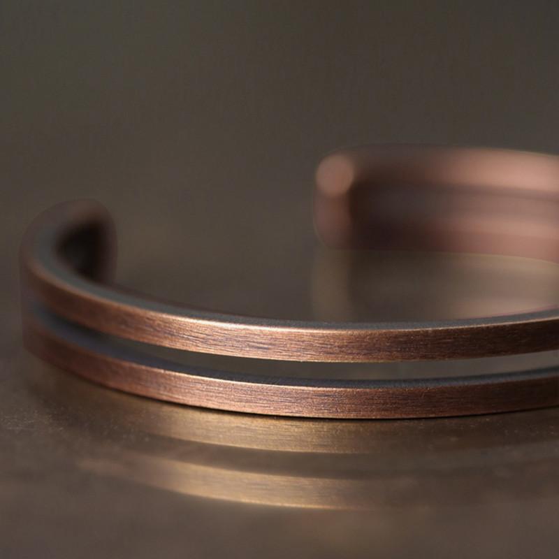 Bracciale in Metallo Fatto a Mano in Rame Puro Rustico Vintage Punk Unisex Bracciale a Manetta Intagliato Fatto a Mano Gioielli Fatti a Mano Uomo Donna Regalo