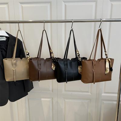 Summer New Large-capacity Tote Bag Versatile Shoulder Underarm Bag Solid Color Simple Commuter Handbag Women's Bag
