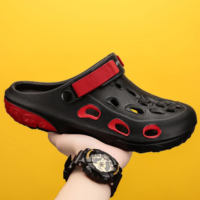 2025 Summer Bag Head Slippers Men Wear Beach Hole Shoes Large Size Simple Fashion Casual Cool Slippers