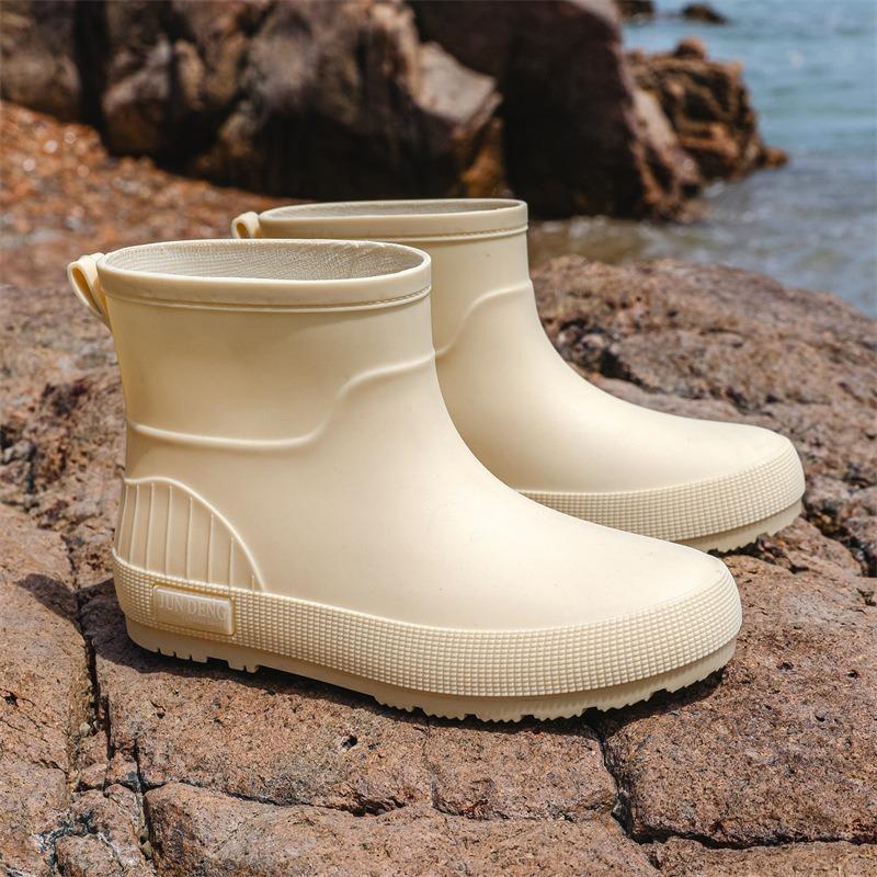 British Mountain Wading Rain Shoes Fashion Women's Rain Boots Thickened Waterproof Shoes Non-slip Flat Women's Water Shoes Thermal Cover Rubber Shoes