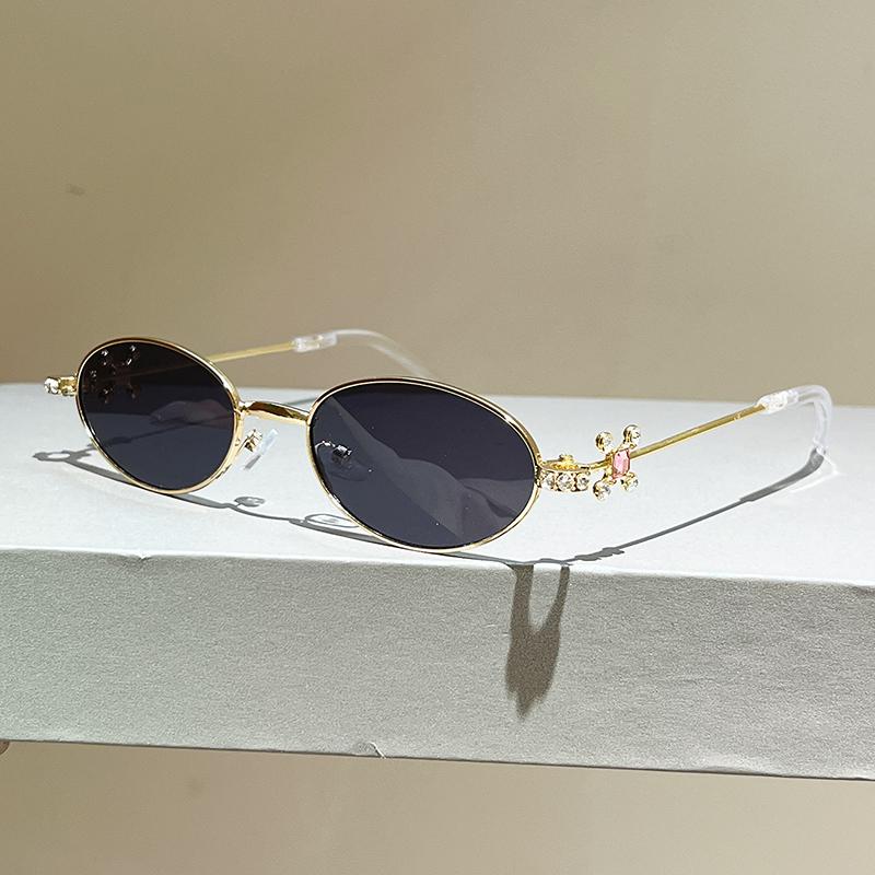 KAMMPT Oval Sunglasses with Rhinestones Women Vintage Fashion Outdoor Casual Shades 2026 New in Trendy Brand Design Sun Glasses