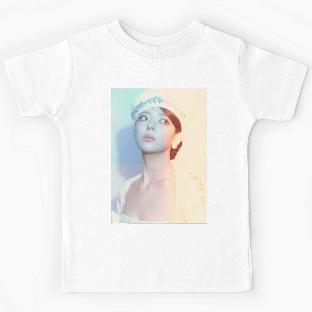 LIA ITZY (KPOP) Kids T-Shirt 130