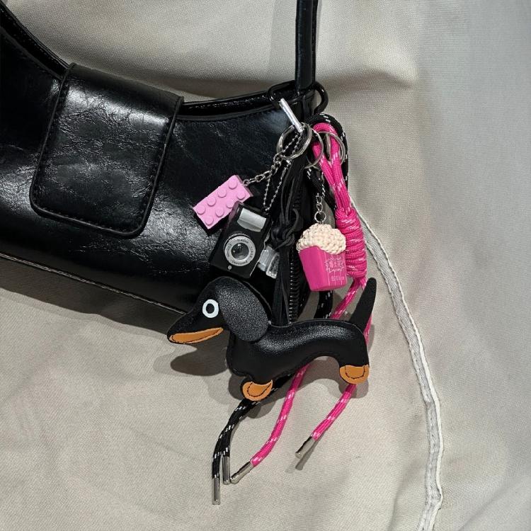 Unique Designs Sausage Dog Keychain Individualized Rope Key Accessory Featuring Adorable Sausage Dog Figure Keyrings