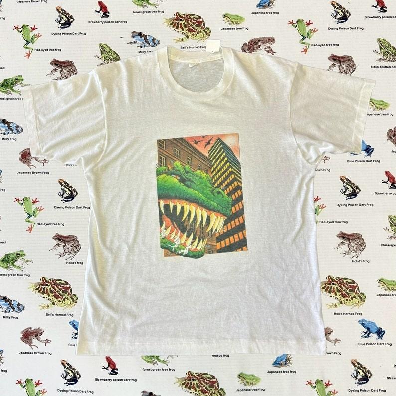 90 s Comic Dinosaur Kaiju Cityscape / White Graphic Cartoon Character T-Shirt Unisex T-Shirt XXXL