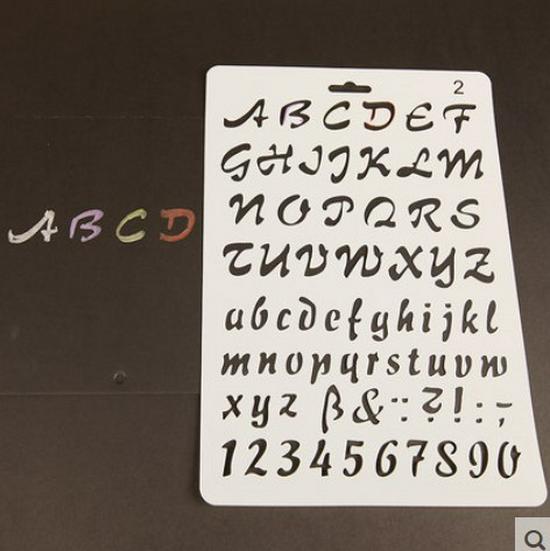 

Инструменты для самостоятельного украшения альбомов: Тематическая кружевная линейка, полые шаблоны для домашних животных и принадлежности для рисования