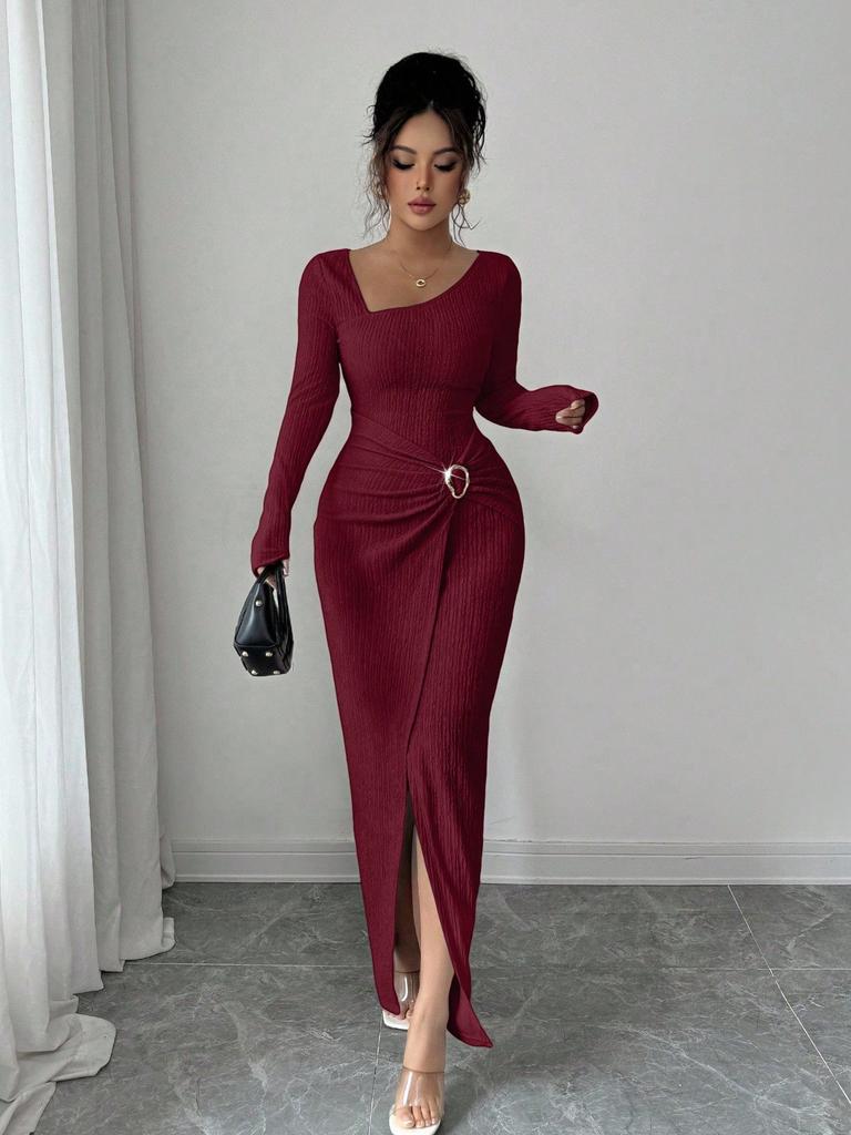 Autumn Winter Irregular Neckline Solid Color Knit Texture Maxi Dress Women Mature Style French Retro Patchwork Slim Sexy Elegant Women Maxi Dress