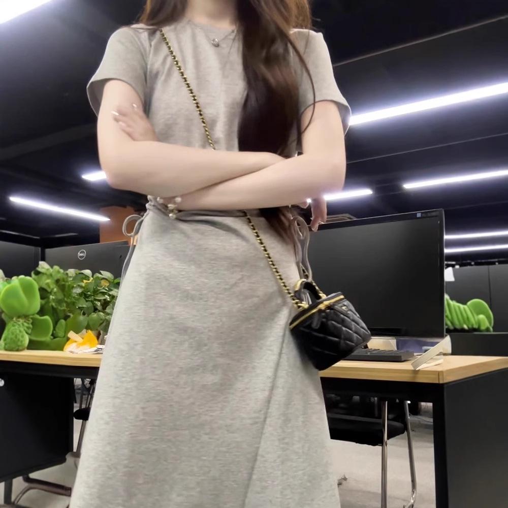 2025 Petite Summer Gray French High-end Waist-slimming Dress