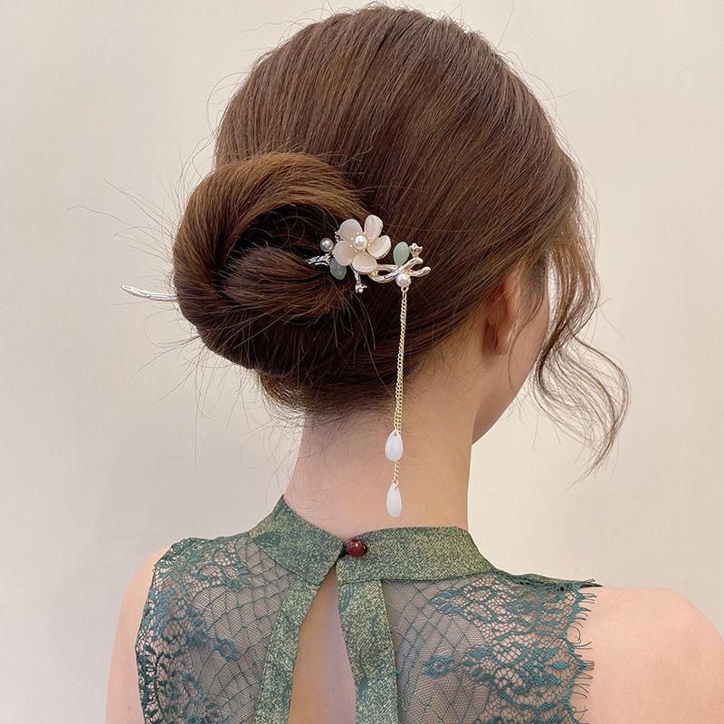 Four Seasons Chinese Tassel Hairpin: Ancient Style Hanfu with Fresh Pearl and Jiangnan Classical Cheongsam Hair Accessory