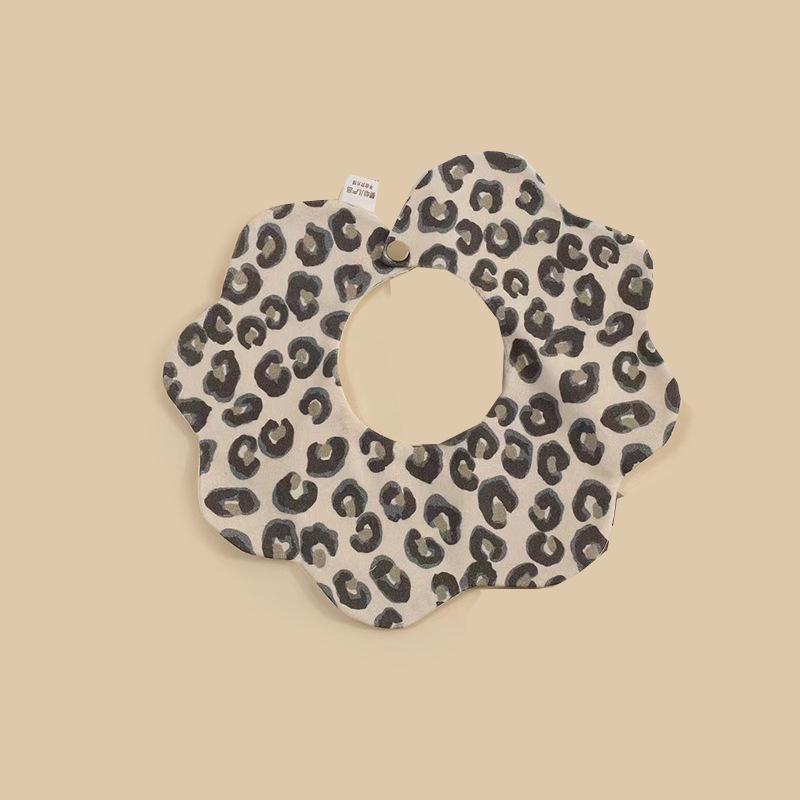 

Baby Cotton Thicker Petal Bib: Absorbent, Waterproof, Anti-Spit Milk Towel.