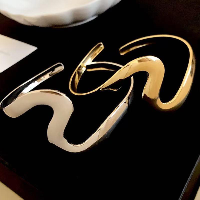 Bohemian Metall Offenes Armband für Damen Wellenmanschette Armreif Strandparty Schmuck Geschenk