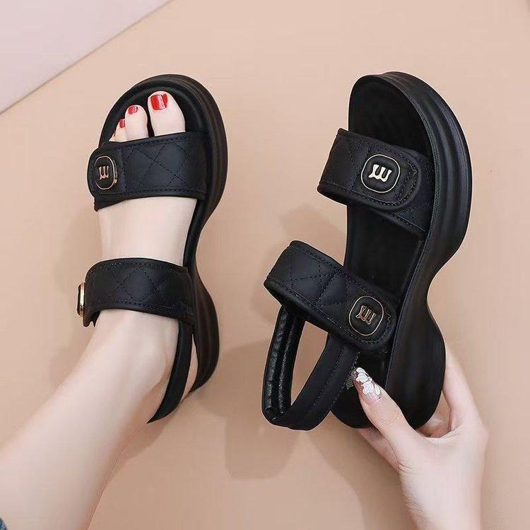 Muffin Plateausandalen Damen 2025 neue Sommerbekleidung Klettverschluss schlichtes Temperament Damen Schuhe mit Röcken Strandschuhe