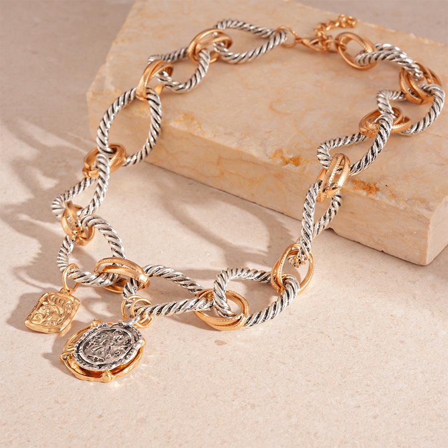 European and American Cross-border Exaggerated Geometric Flower Necklace Accessories Women's Summer High-end Clavicle Chain Niche Personality Items