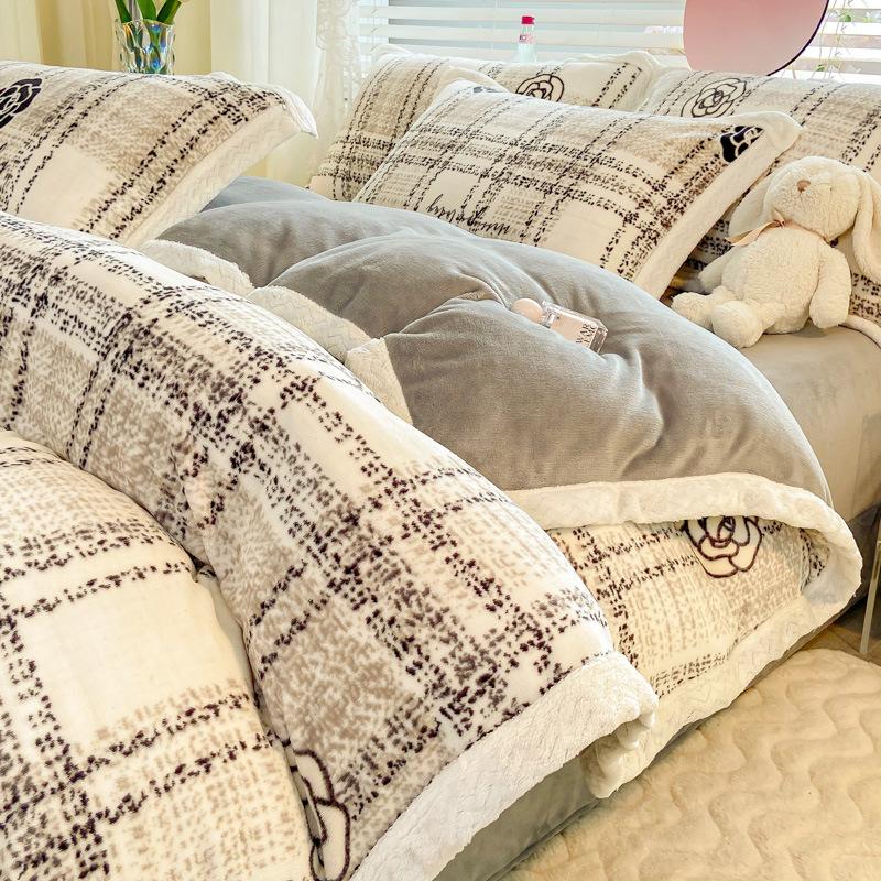Retro pastoralny styl mleczny czteroczęściowy prześcieradło poszwa na kołdrę pogrubiony ciepły pokrowiec na kołdrę na łóżko koralowy aksamit zimowy trzyczęściowy zestaw