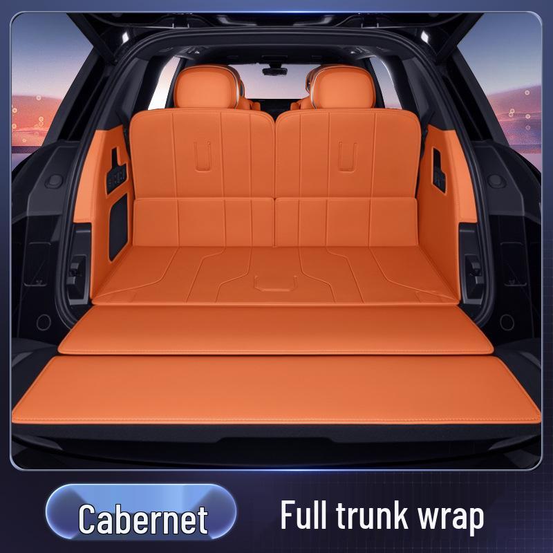Lynk & Co 900 Full Coverage Trunk Mat 2025