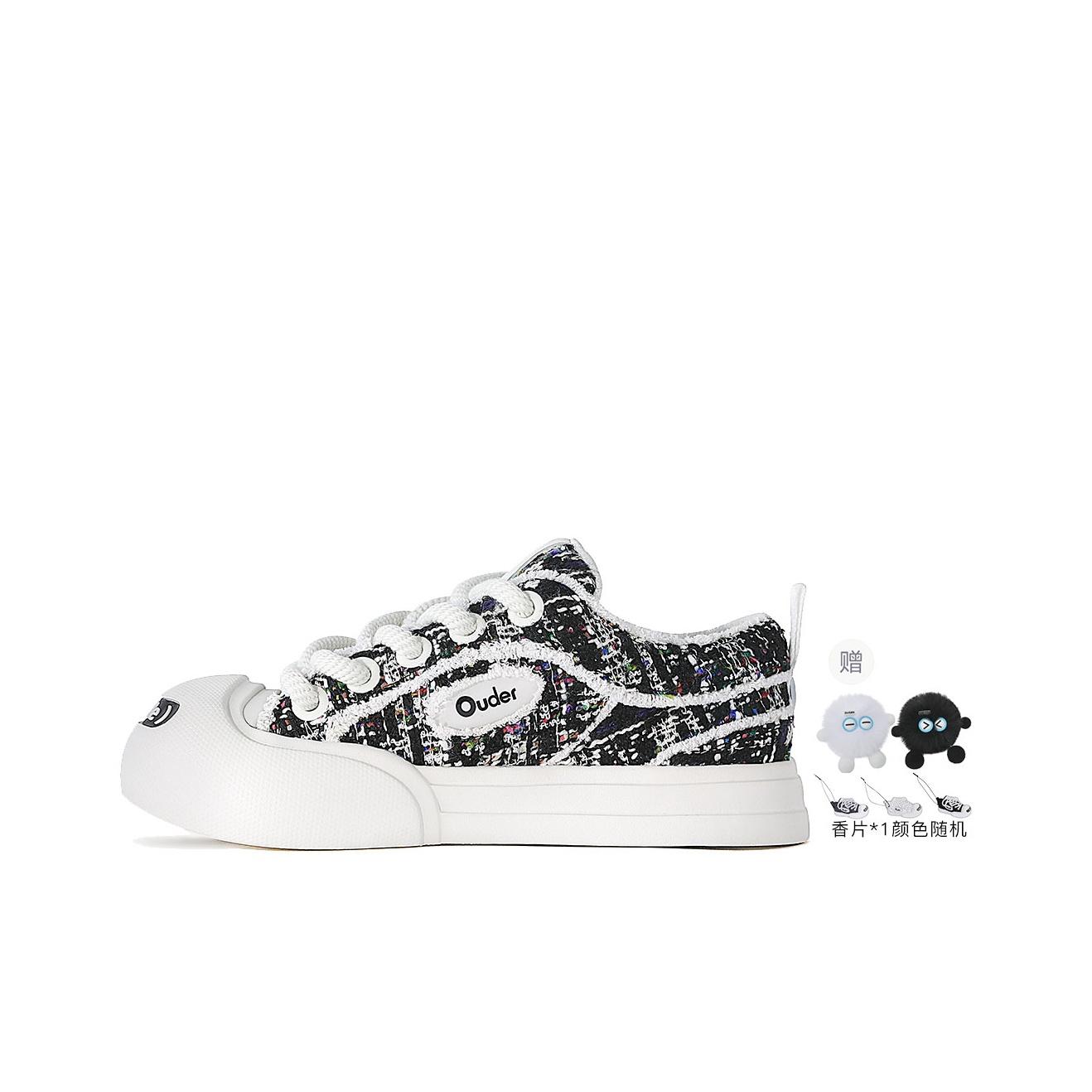

Ouder Smiler laughs series Skateboarding Shoes Unisex